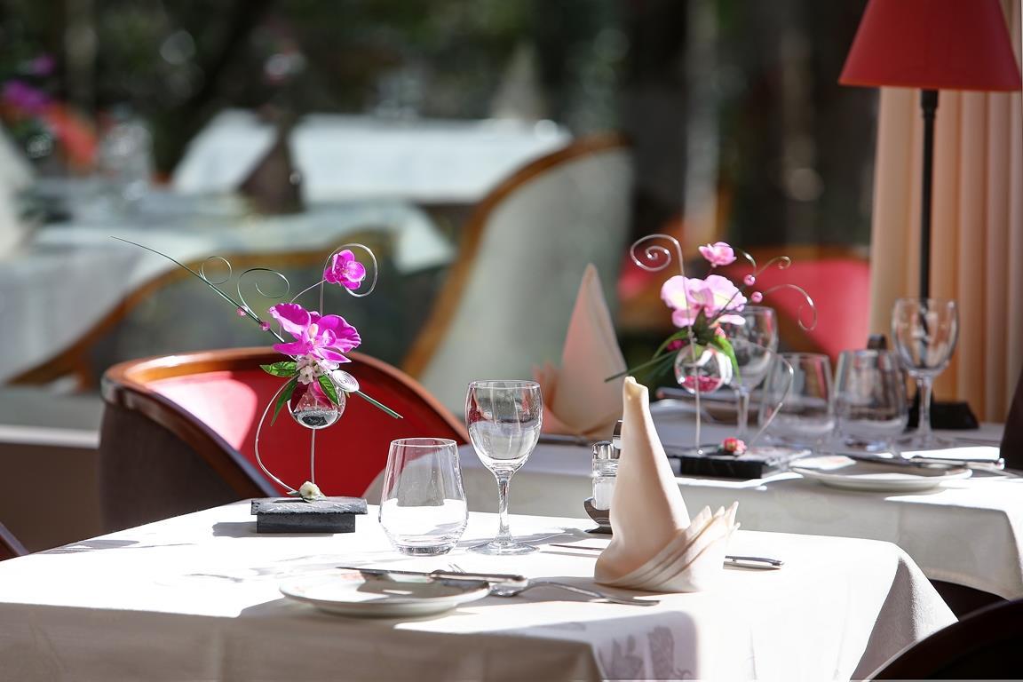 Best Western Auray Le Loch Екстериор снимка