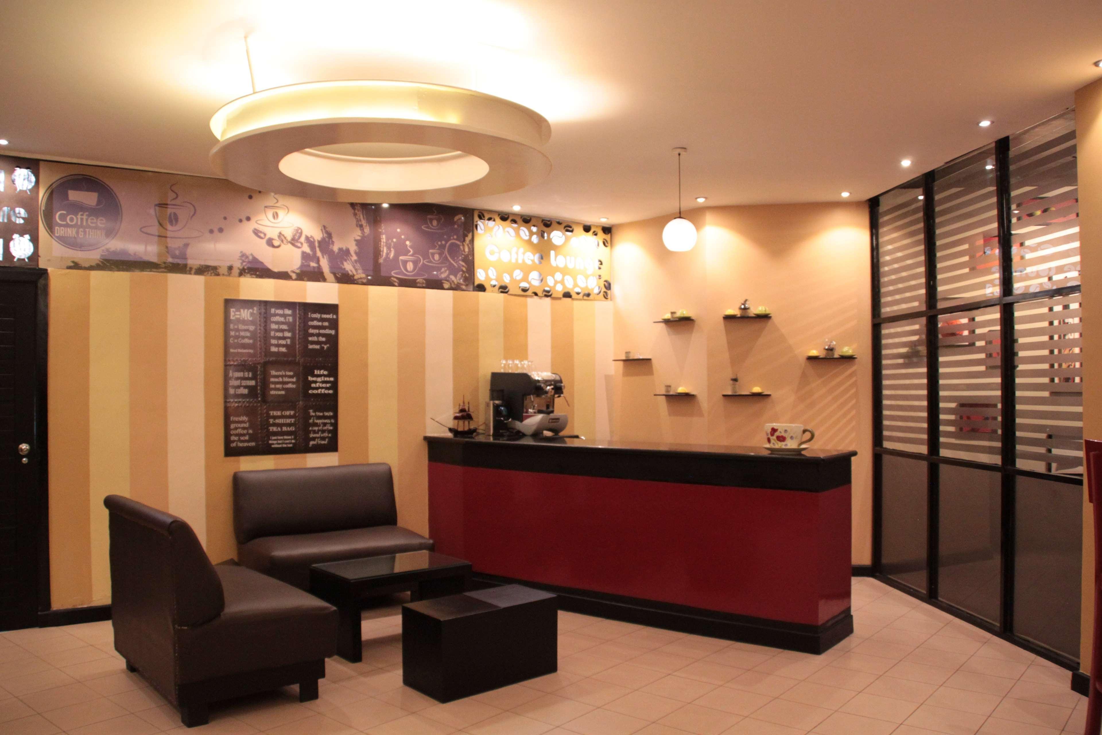 Best Western Auray Le Loch Екстериор снимка