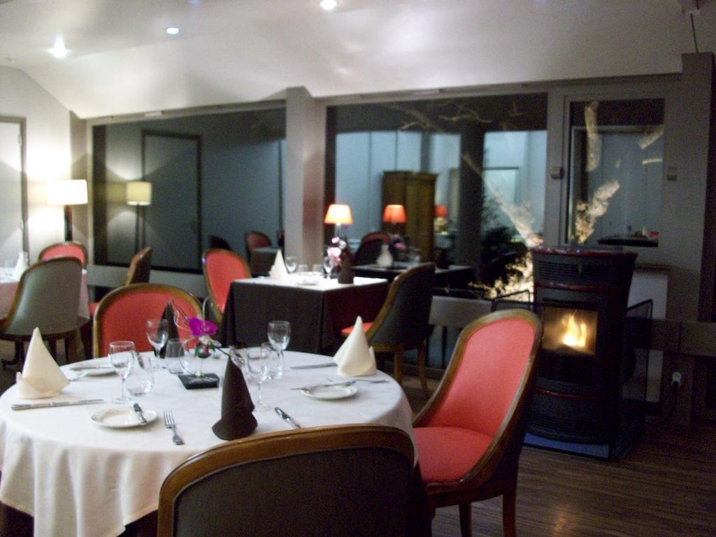 Best Western Auray Le Loch Екстериор снимка