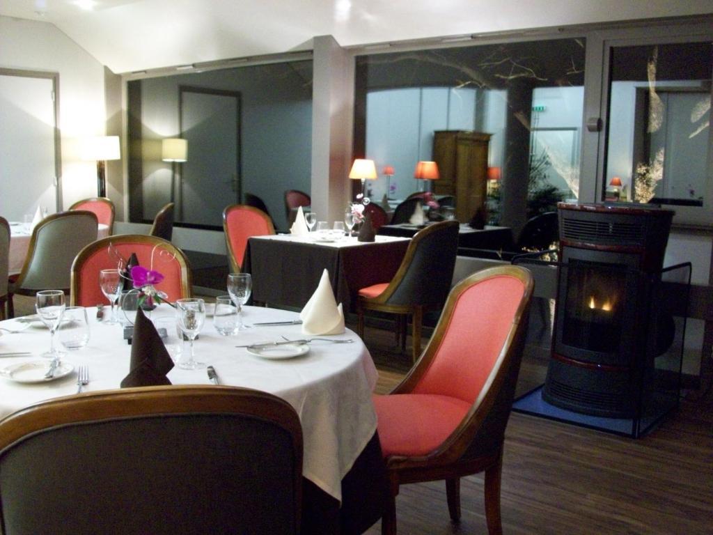 Best Western Auray Le Loch Екстериор снимка